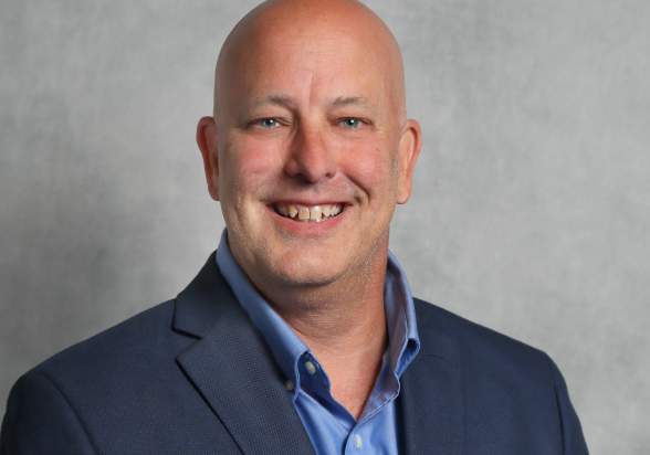 Andrew Schmidt Headshot