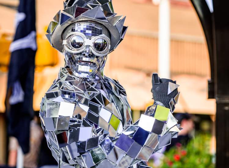 Batter Uptown Mirror Man