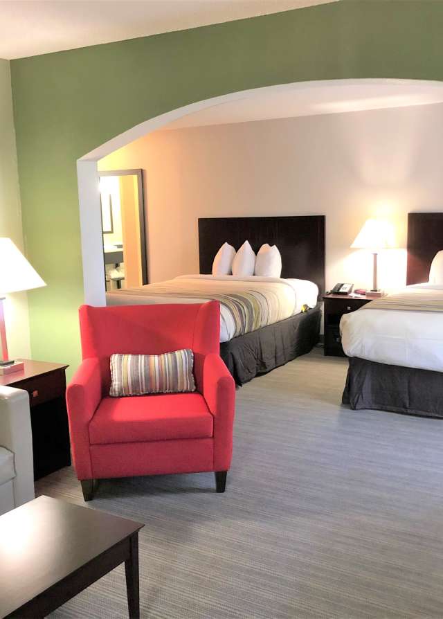 Country Inn Suites - 2 Beds Suites