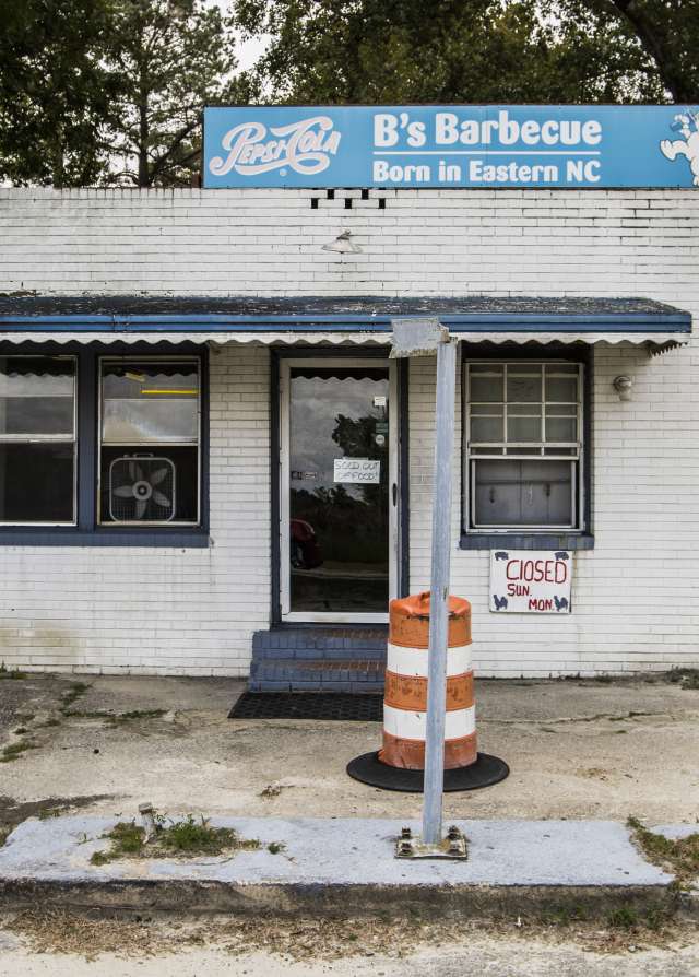 B's Barbecue Exterior