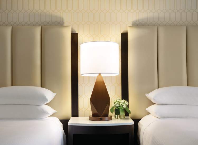 Hilton Greenville - 2 Double Bed Guest Room